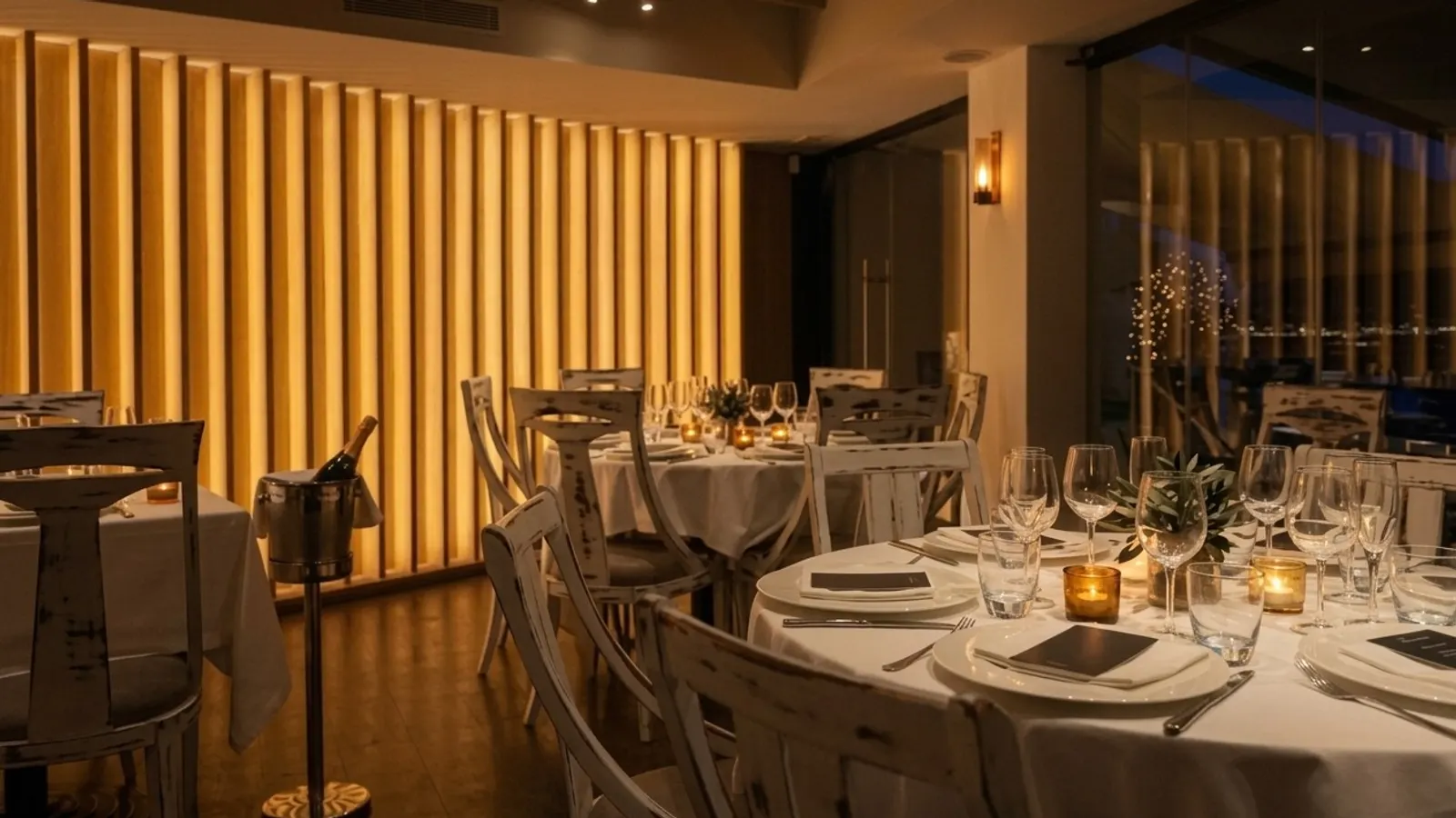 Comedor de Rocxi Beach preparado para la cena de Fin de Año